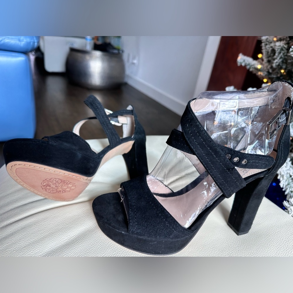 Vince Camuto New, platform suede heels, style VC-Shayla size 8
